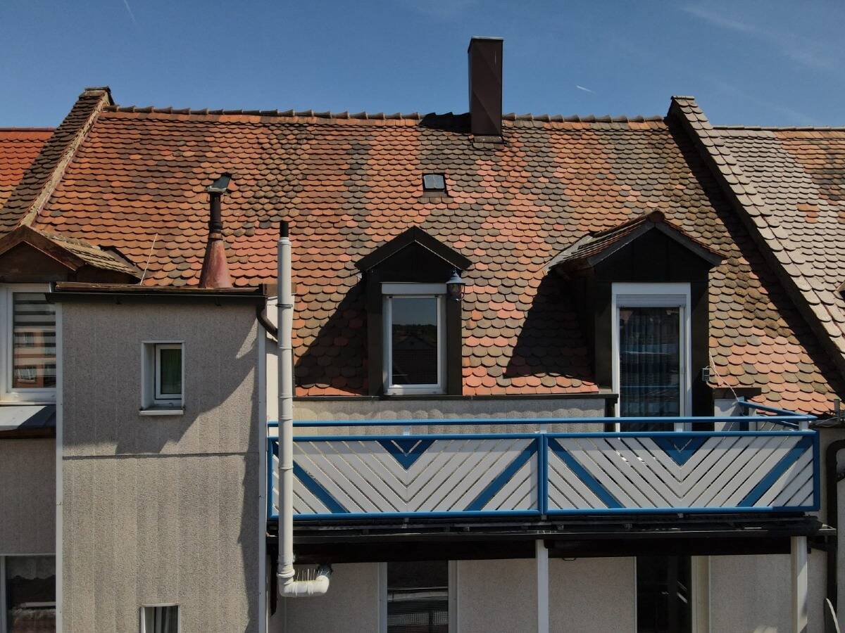 Charmante 4-Zimmer-Dachgeschosswohnung mit Balkon in Ansbach zu verkaufen, 91522 Ansbach