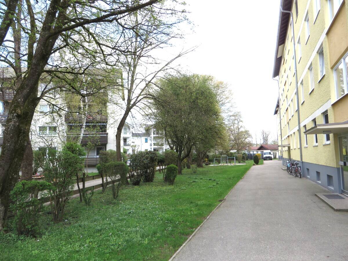 Wolfratshausen Prächtige 4 Zimmerwohnung mit hochwertigen Vollholzeinbauten, 82515 Wolfratshausen
