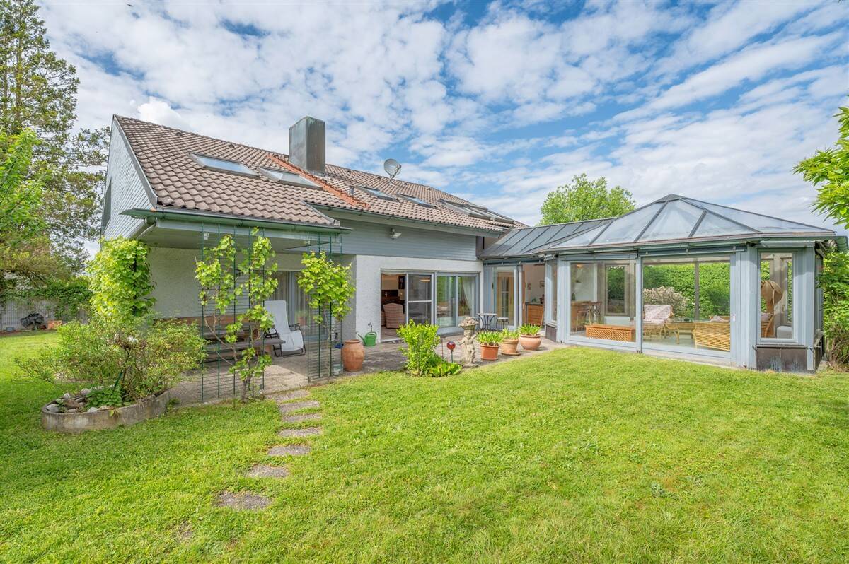 Familienparadies mit großem Südgarten | Kamin | Wintergarten | Doppelgarage, 94036 Passau (Abraham Haidenhof-Nord Haidenhof-Süd Heining Kohlbruck)