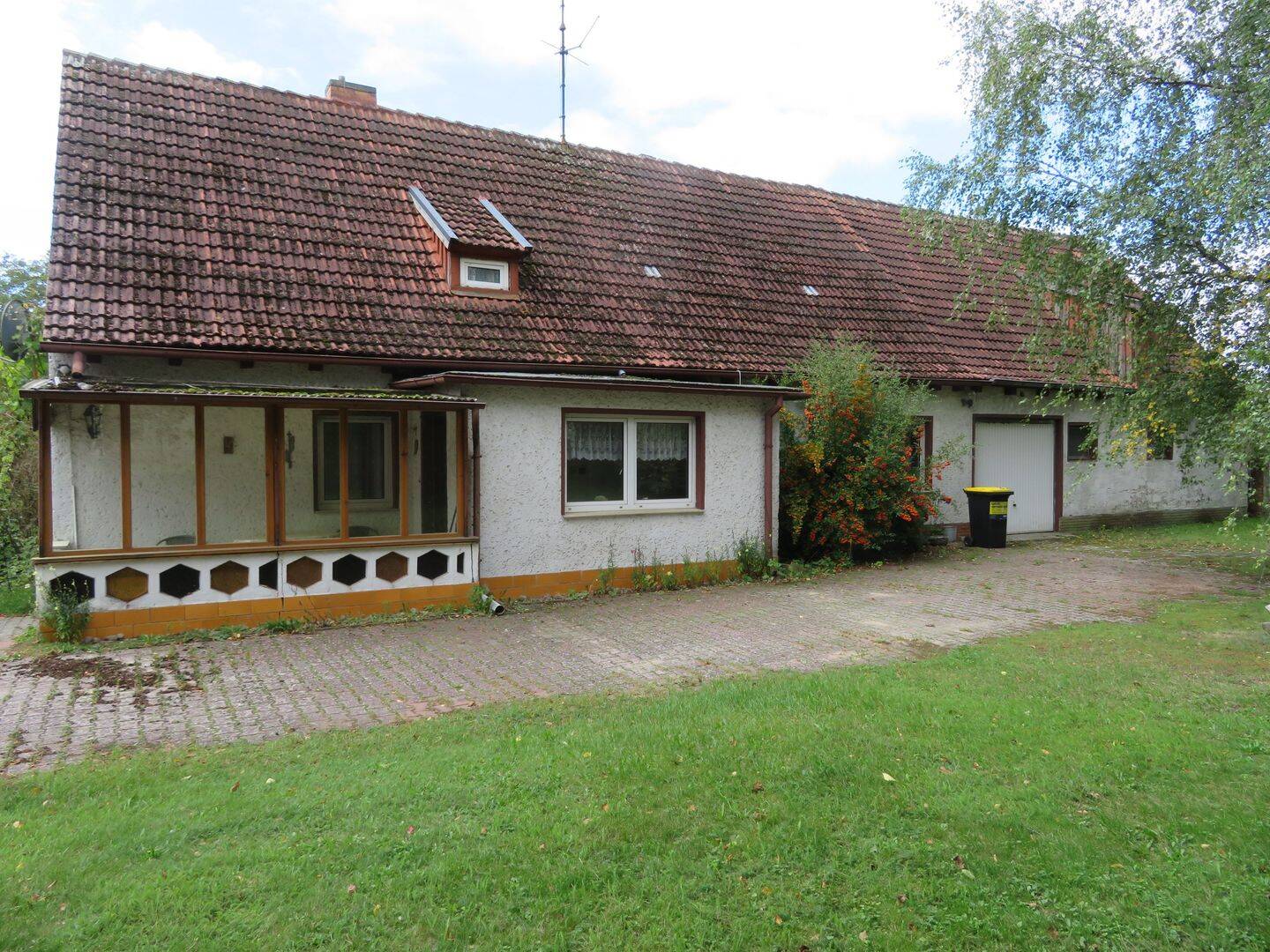 Einfamilienhaus auf großzügigem Grundstück in ruhiger Randlage, 17291 Carmzow-Wallmow