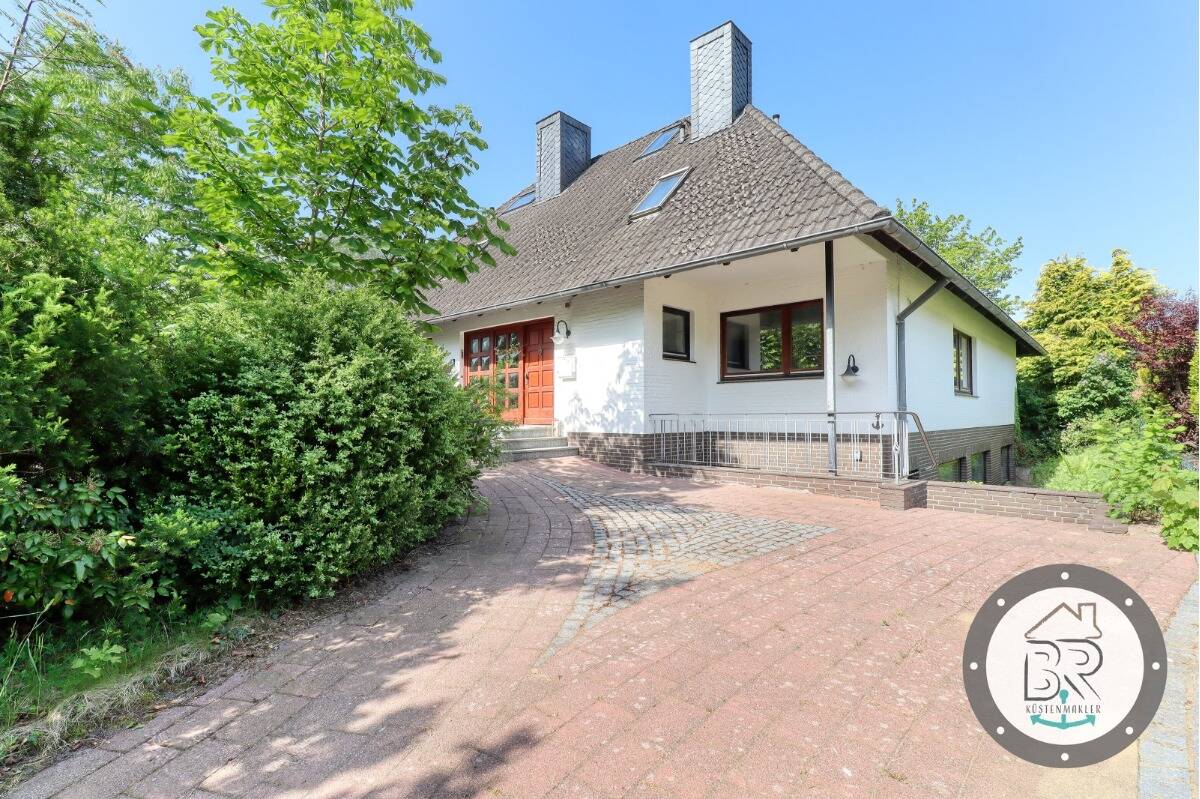 Großzügiges Wohnen mit mediterraner Wohnatmosphäre in Gettorf, 24214 Neuwittenbek