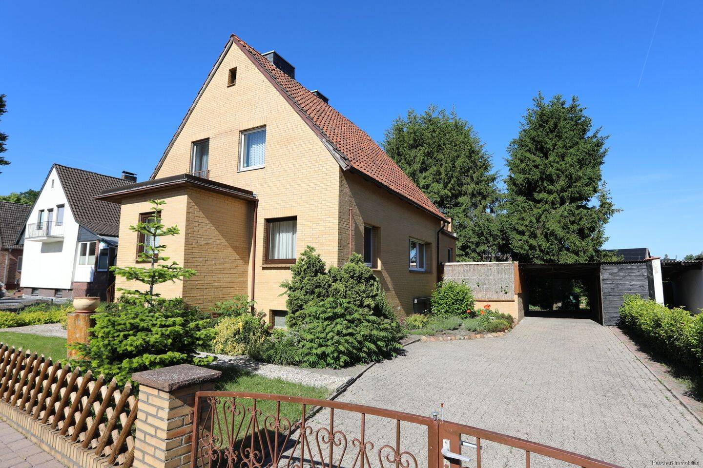 Ideal für Familien – EFH mit Anbau auf großem Grundstück im beliebten Gifhorner Ortsteil Wilsche, 38518 Gifhorn