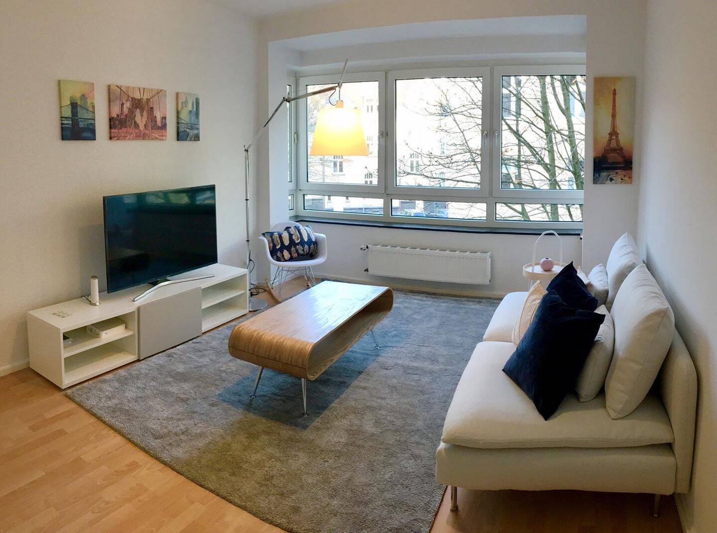 Oberkassel: Top 2-Zimmer-Wohnung mit Balkon, 40545 Düsseldorf (Oberkassel)