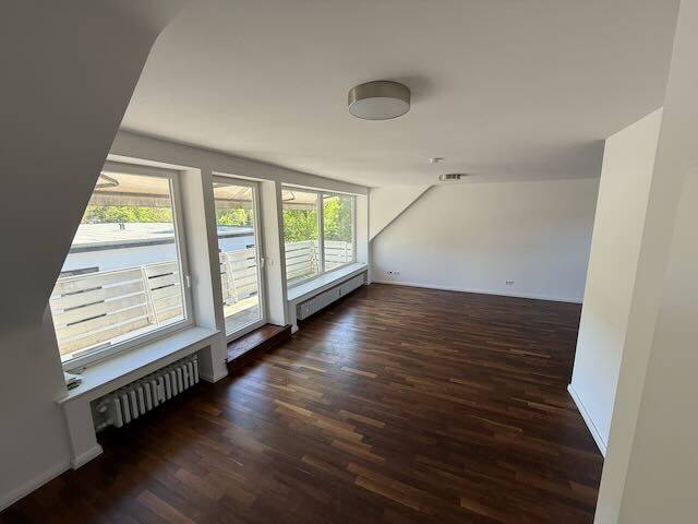 Wuppertal | DG-Wohnung | ca. 150 m² | KDB Gäste-WC 4 Z | Balkon, 42109 Wuppertal (Elberfeld)