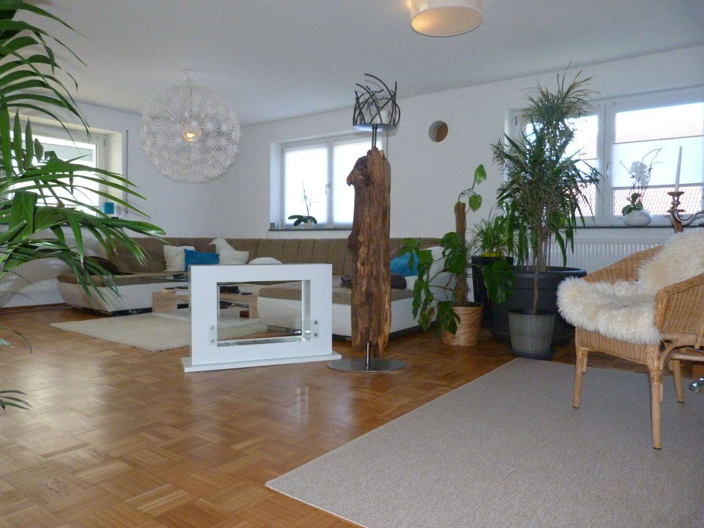 ****einzigartige charmante Wohnung mit Terrasse Großzügige 3-4 Zimmer-Wohnung mit Flair, Wohnküche & Tageslichtbad****, 88299 Leutkirch im Allgäu
