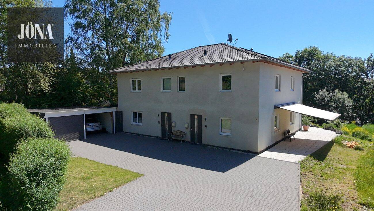 KfW-55-Einfamilienhaus mit Einliegerwohnung und großzügigem Grundstück, 91257 Pegnitz