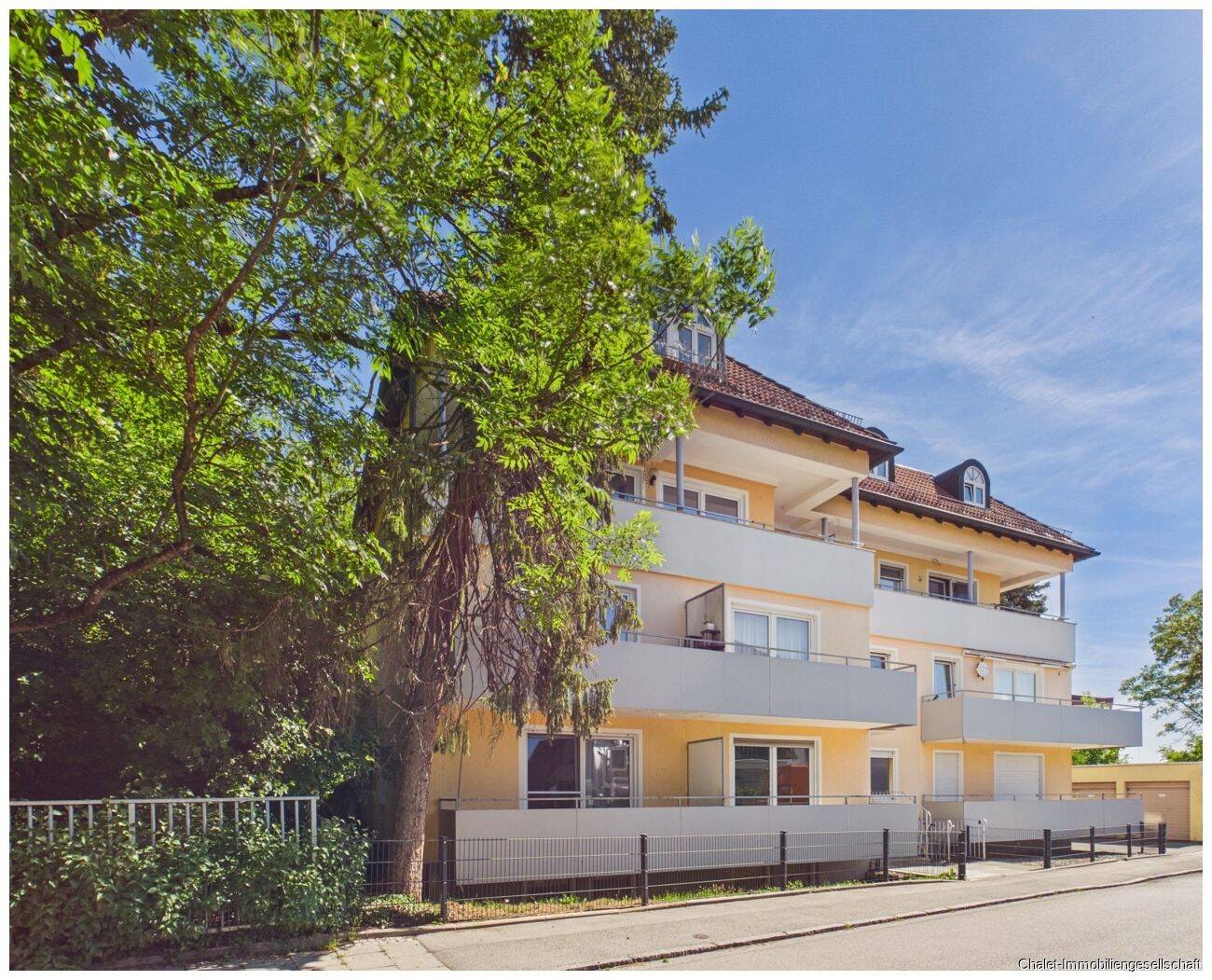 Stilvolles Apartment – zentral gelegen mit bester Verkehrsanbindung, 82008 Unterhaching