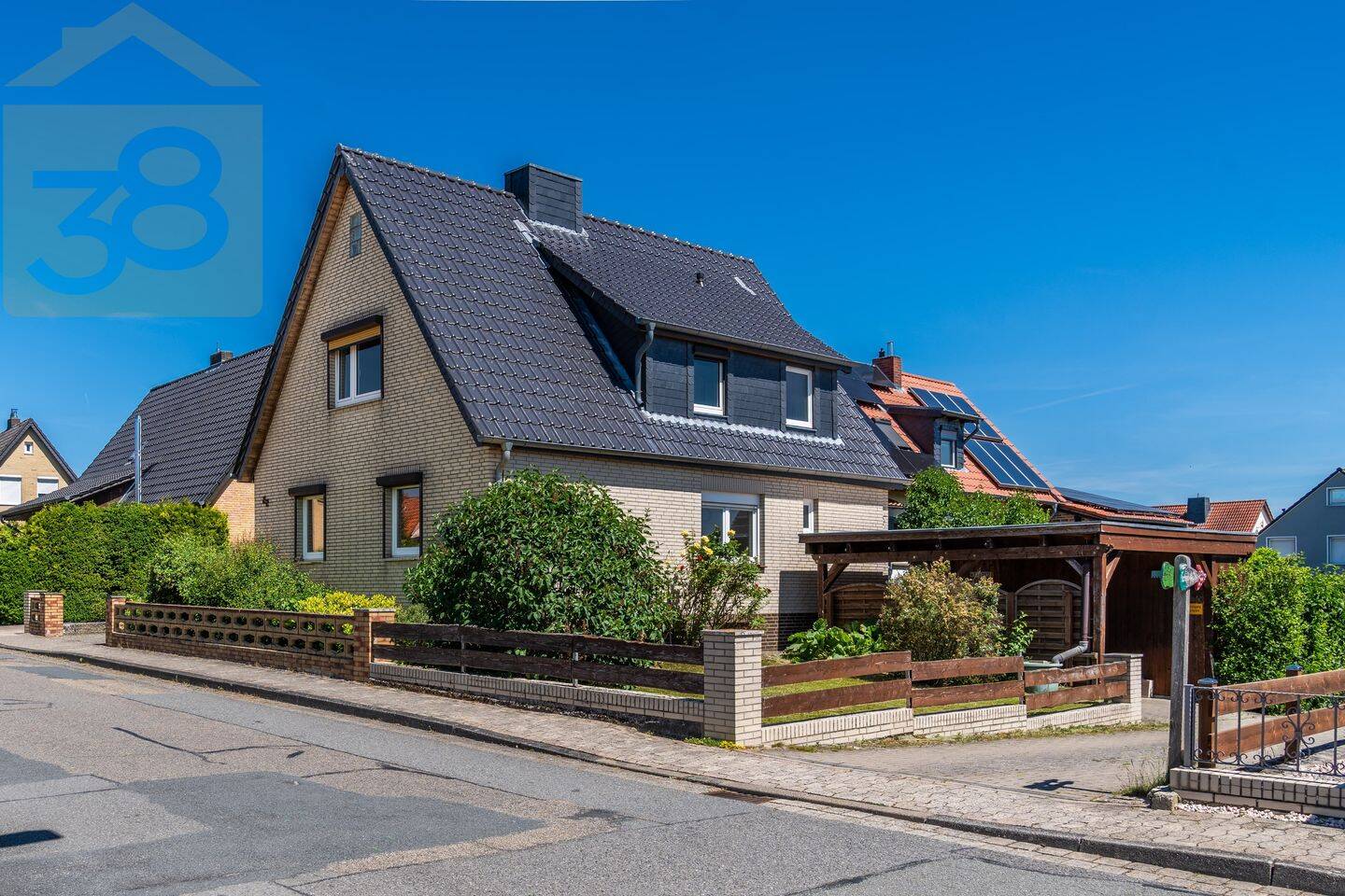 Einfamilienhaus in Tappenbeck mit Carport und Garten! Meine Immobilie = Mein Partner!, 38479 Tappenbeck