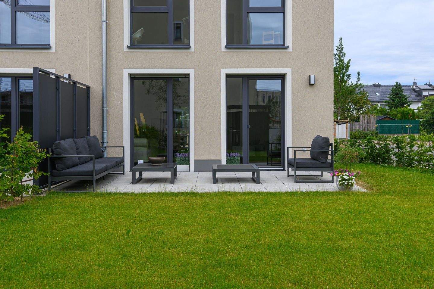 Modernes Neubau-Reihenhaus mit 6 Zimmern, Garten & Terrasse – stilvoll wohnen in den FÜNF HÖFEN!, 51145 Köln (Porz Eil Elsdorf Urbach)