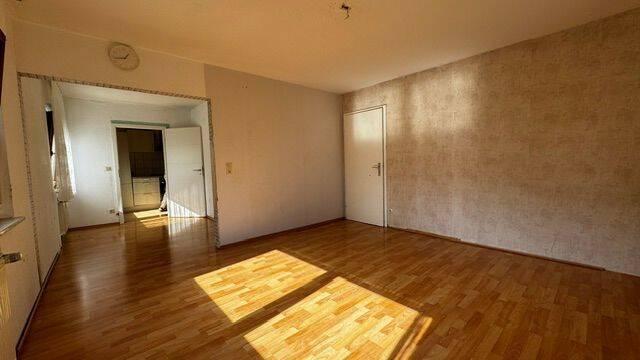 Aichelberg. Helle 4,5 Zimmerwohnung mit Gartenanteil und Garage, 73101 Aichelberg