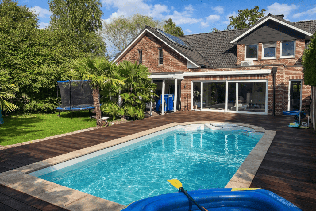 Luxuriöses Einfamilienhaus mit Pool, High-End-Technik & flexibler Raumgestaltung in Münster, 48147 Münster (Centrum Wienburg Wolbeck)