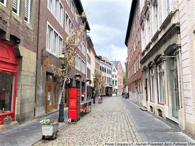 Das Stadthaus am Dom: Schick u. mod. möbl. 3-Zi-Haus inmitten der Altstadt, 52062 Aachen