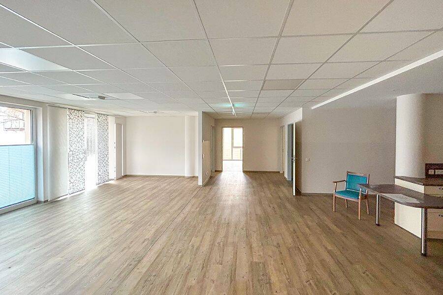 Barrierefreie Immobilie für Wohngemeinschaften, Pflege, Therapie etc., 37181 Hardegsen