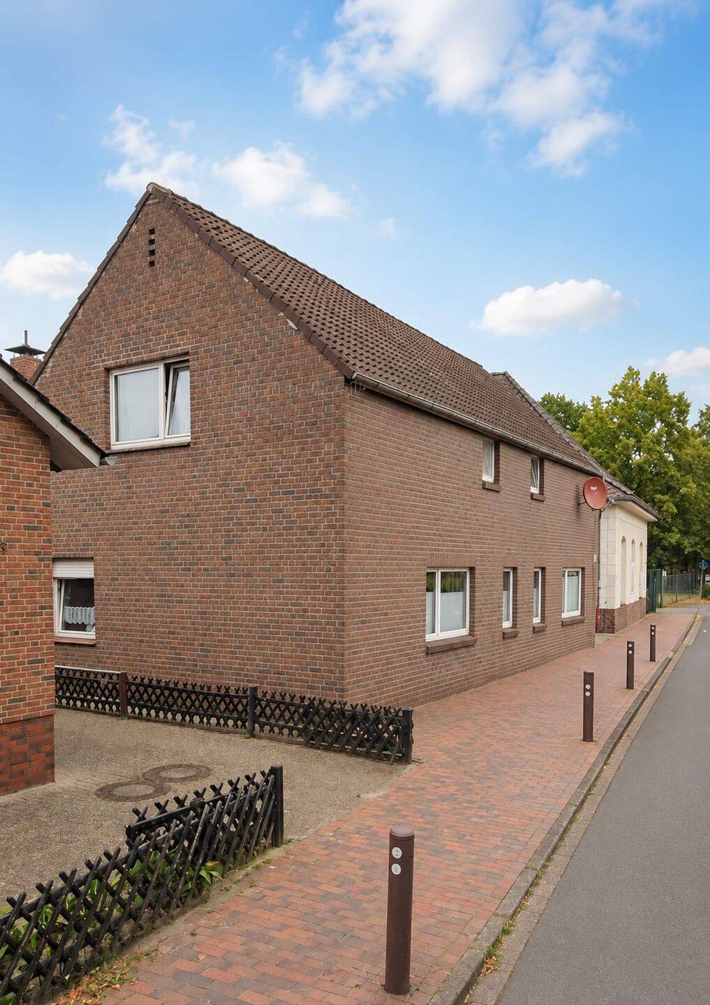Großzügige 4-ZKB Wohnung inkl. Einbauküche, 26135 Oldenburg (Oldb) (Kreyenbrück Krusenbusch Neuenwege Osternburg Tweelbäke)