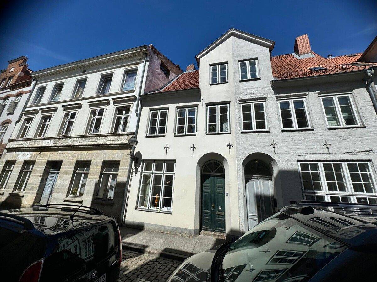 Altstadthaus mit Innenhof in 23552 Lübeck-Innenstadt (Altstadt), 23552 Lübeck (Innenstadt)