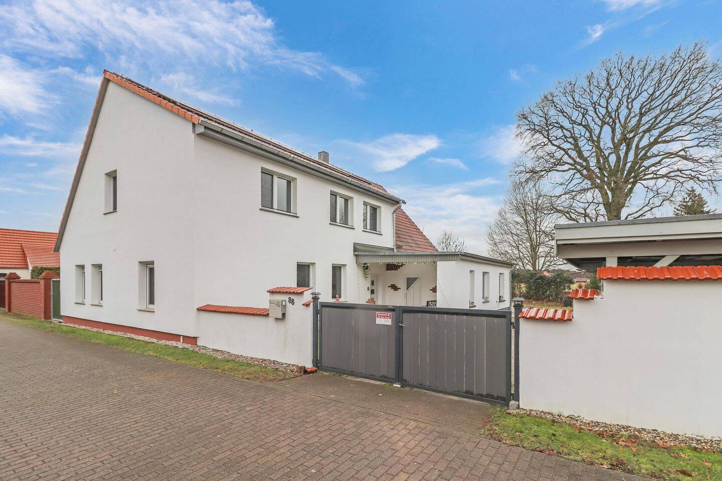 Großzügig & modern: Saniertes Einfamilienhaus mit Garten, PV-Anlage, Wallbox& Highspeed-Internet, 39524 Kamern