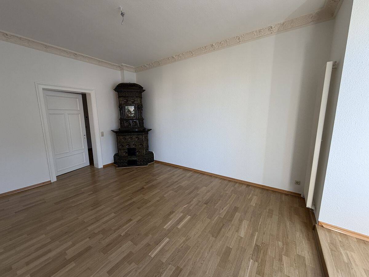 sonnige 4 Raum Etagenwohnung m. Veranda, 2763 Bertsdorf-Hörnitz