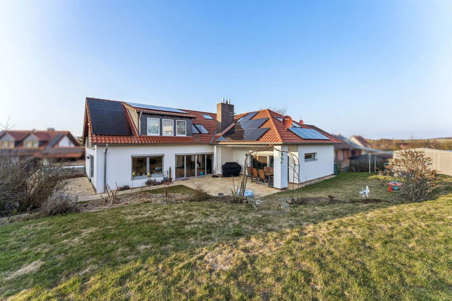 Umfassend modernisiertes EFH mit Garten, Sauna, PV inkl. Speicher & Wallbox in ruhiger Ortsrandlage., 37130 Gleichen