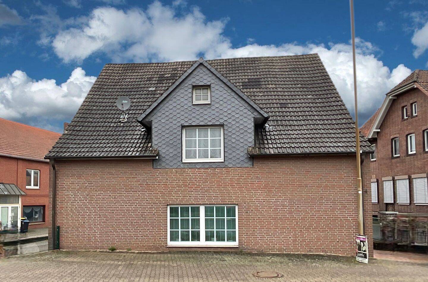 Einfamilienhaus mit Werkstatt in zentraler Lage von Lindhorst, 31698 Lindhorst