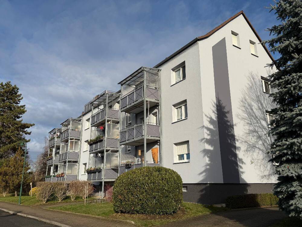 Moderne Eigentumswohnung mit Balkon, Stellplatz u. neuem Bad – ideal zum Wohlfühlen oder Vermieten, 4552 Borna