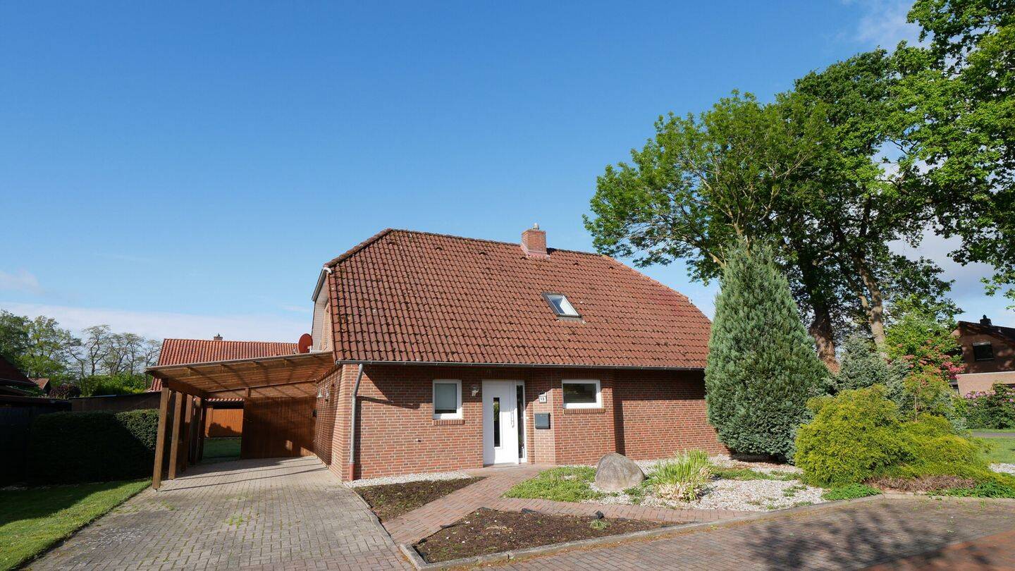 Solides Einfamilienhaus in Cappeln zum Verkauf, 49692 Cappeln (Oldenburg)