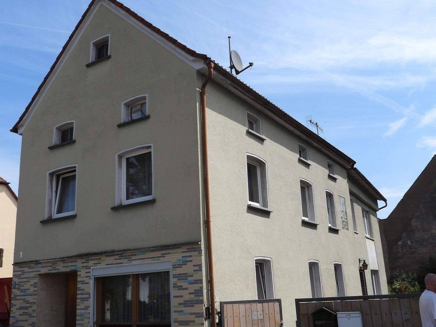 2 Häuser 1 Preis auf 670m² Grund, 96172 Mühlhausen
