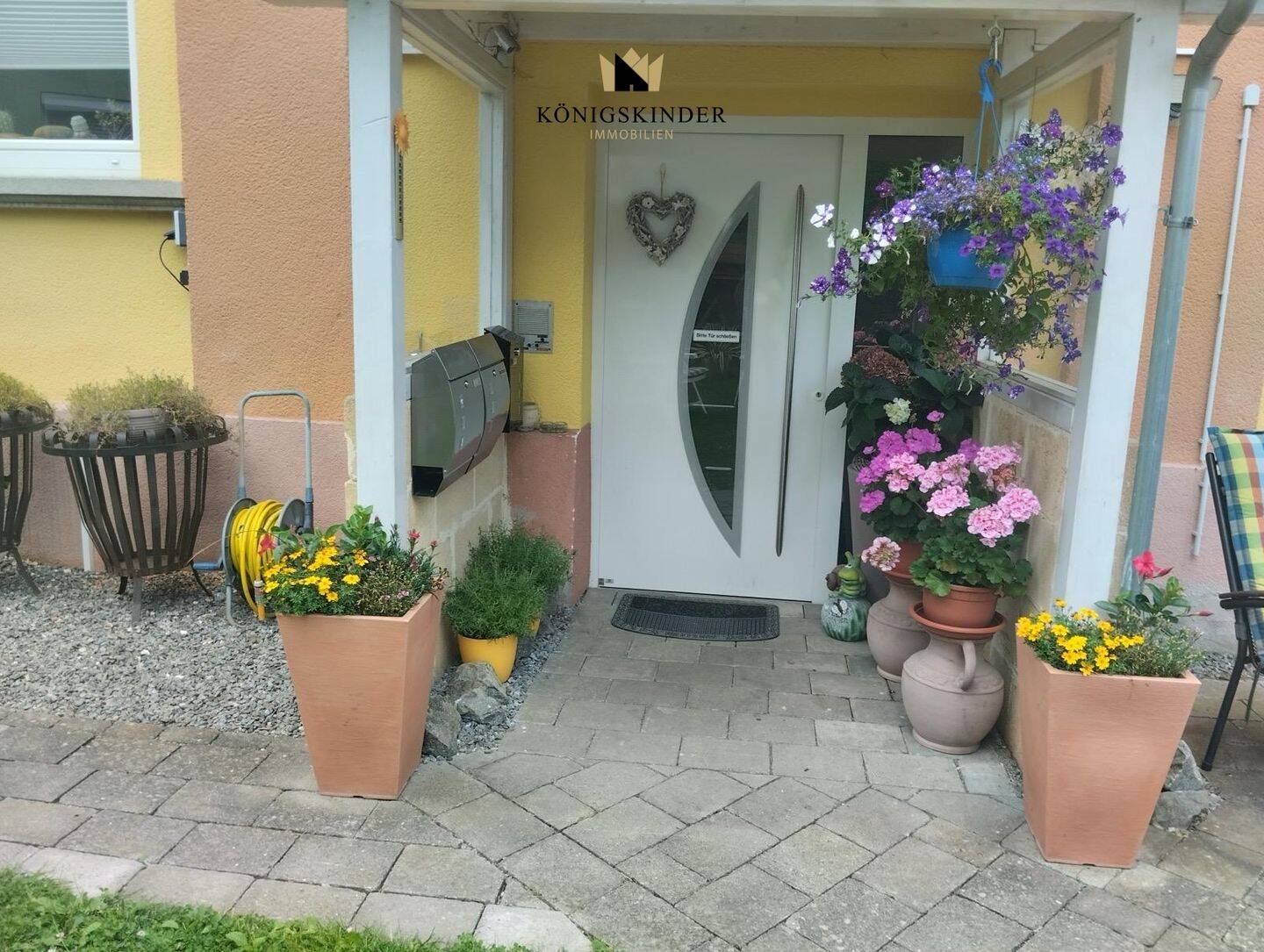 Stilvolle gemischt genutzte Immobilie in Albstadt – Charme trifft das Moderne, 72461 Albstadt