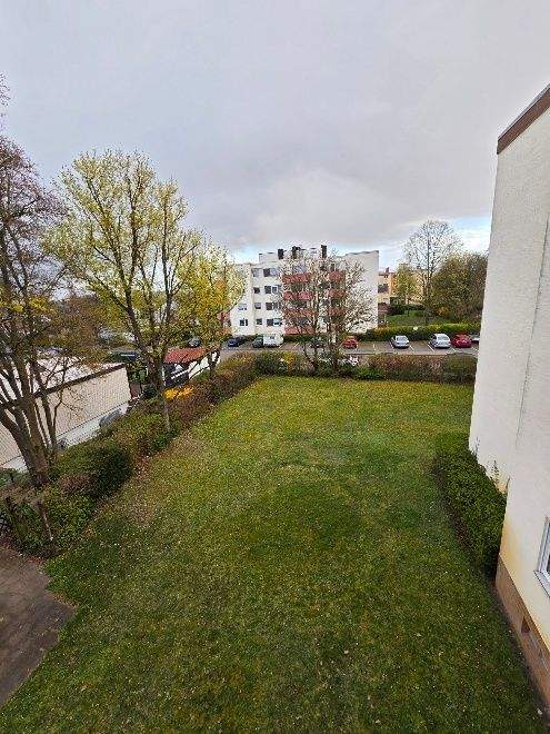 **Schöne große Zweiraumwohnung mit Balkon und Einbauküche in Grünlage, KAUFEN statt mieten!!***, 67227 Frankenthal (Pfalz)