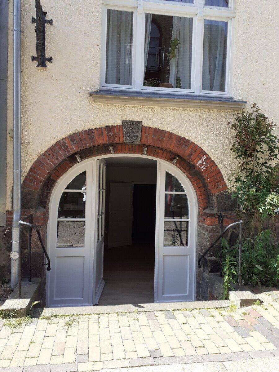 Hafennah gelegene 2-Z-Souterrainwohnung, frisch renoviert, in Husum zu vermieten! Otto Stöben GmbH, 25813 Husum