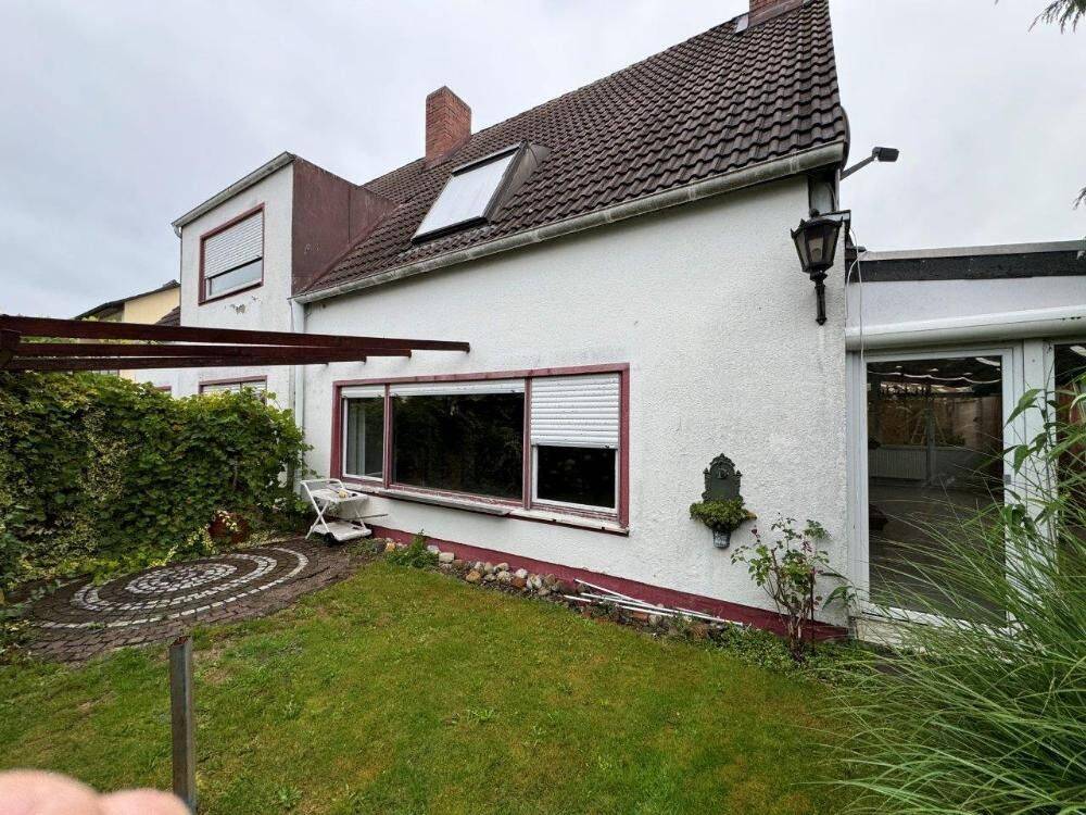 Ruhige Lage, renovierungsbedürftig!, 86179 Augsburg (Haunstetten Siebenbrunn)