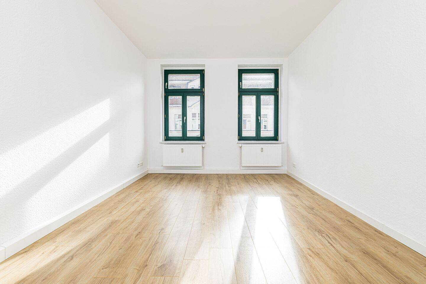 Modern ausgestattete 3-Zimmer-Wohnung in Stötteritz – 4299 Leipzig – Bild 1 von 1