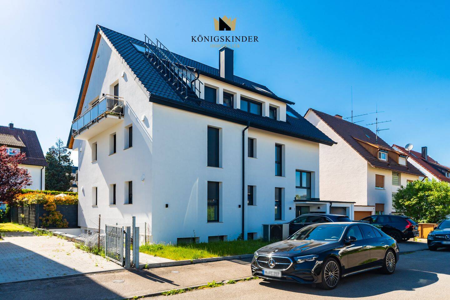 S-Vaihingen: Modernes Wohnen auf zwei Ebenen – stilvolle 5-Zimmer-Maisonette mit Balkon