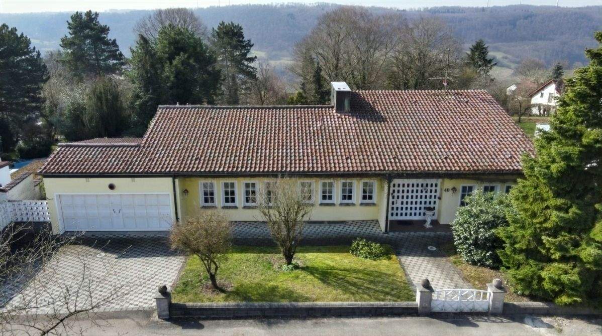 Das Haus der Extraklasse in Langenburg – zeitlose Architektur in Bestlage, 74595 Langenburg