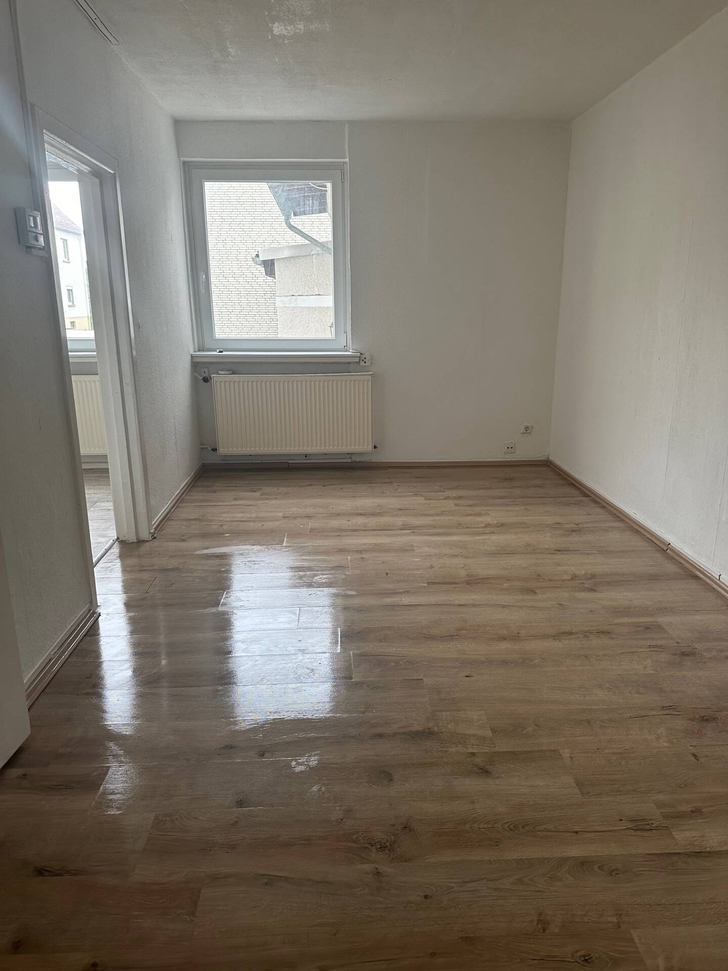 Helle 2 Zimmer EG-Wohnung in Northeim / Gartenmitbenutzung, 37154 Northeim
