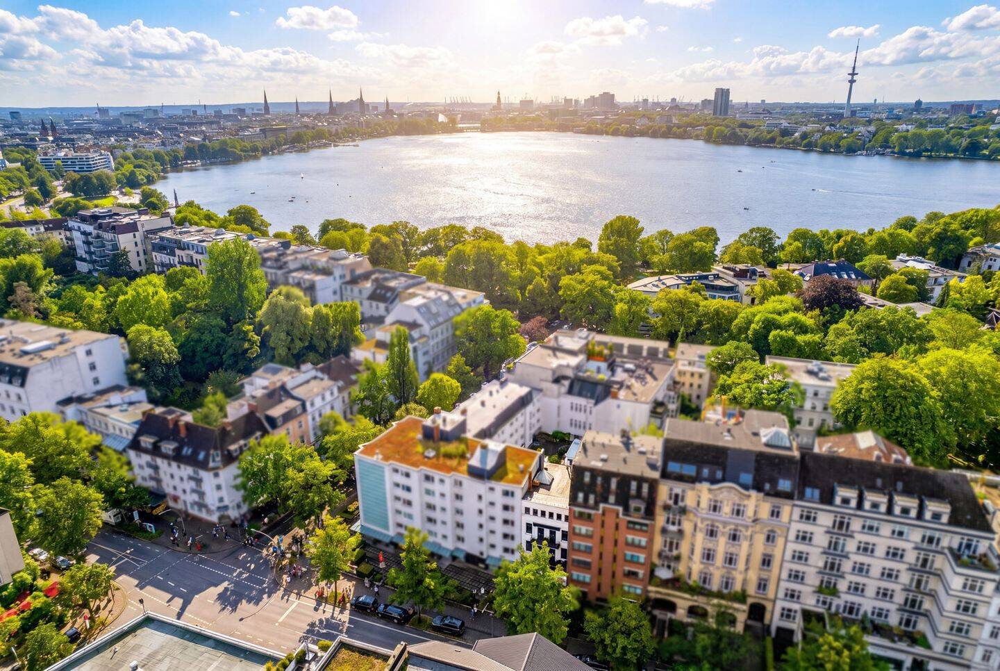 Uhlenhorst: 4 Whg. frei verfügbar! MFH + Stadthaus, 387 m² Wohnfl. + 96 m² Gewerbe + 106 m² Nutzfl., 22085 Hamburg (Hamburg-Nord Barmbek-Süd Uhlenhorst)