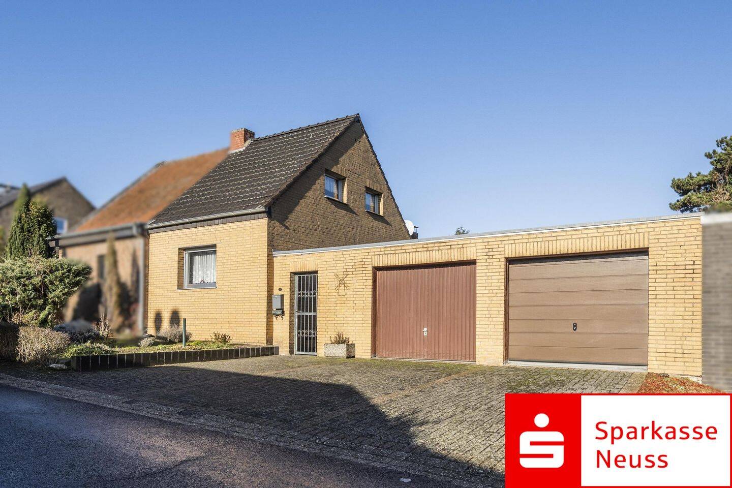 Ruhiges Wohnen mit eigenem Innenhof!, 41466 Neuss