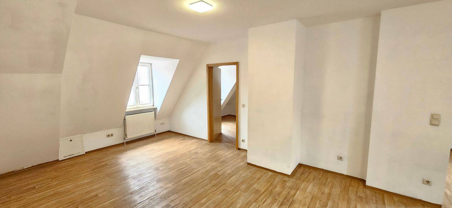 Einziehen und Leben – Attraktive 2 Zimmer Wohnung in der Amberger Altstadt, 92224 Amberg