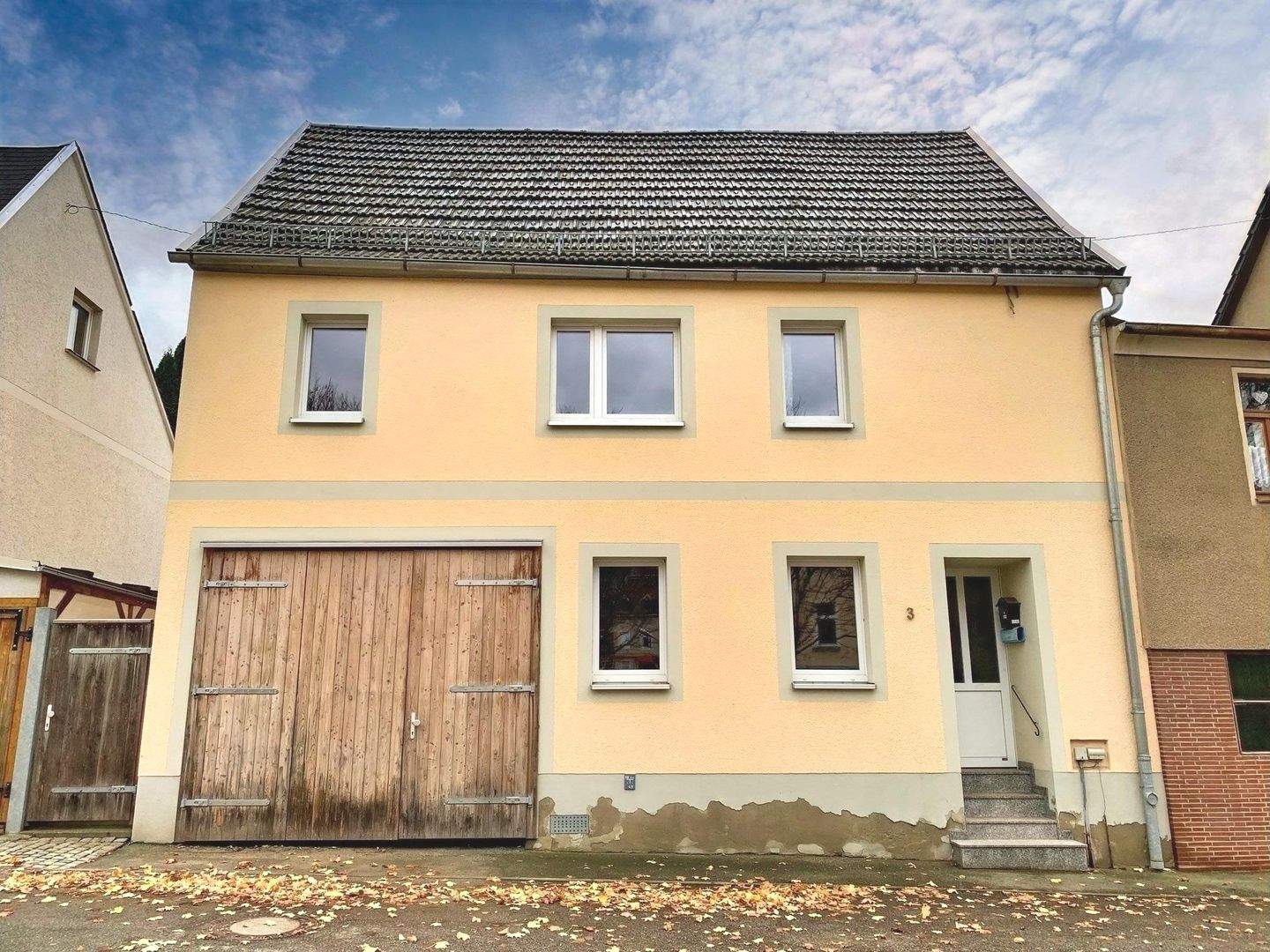 Älteres Wohnhaus mit Hofdurchfahrt !, 8468 Heinsdorfergrund