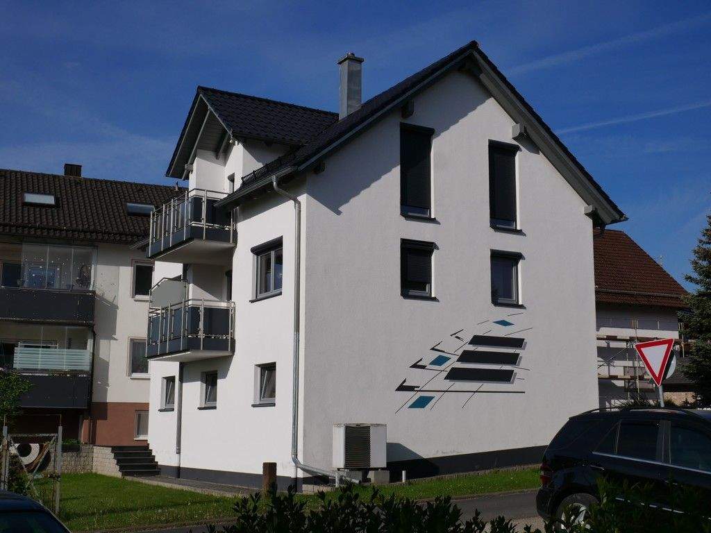 modernes Einfamilienhaus mit großen Garagen im Erdgeschoss, 97705 Burkardroth