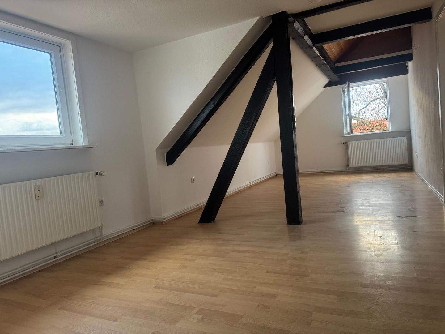 Sehr schöne 4 Zimmer DG Wohnung Rosdorf – Mengershausen, 37124 Rosdorf