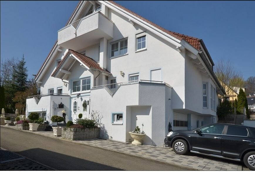 Geräumige, gepflegte 5-Zimmer-Terrassenwohnung in Frickenhausen Tischardt, 72636 Frickenhausen
