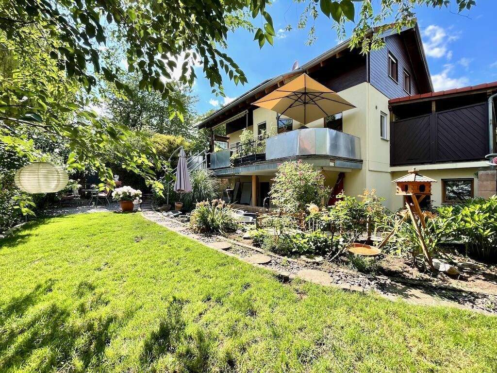 Freistehend und modernisiert in idyllischer Lage mit traumhaftem Garten – Spaziergang vor der Tür, 55578 Gau-Weinheim