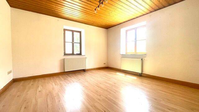 **Erdgeschosswohnung in Pöttmes mit Garage**, 86554 Pöttmes
