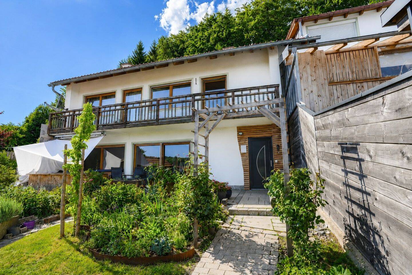 Wohnen am Waldrand mit Weitblick und eigener Blockhütte, 94169 Thurmansbang