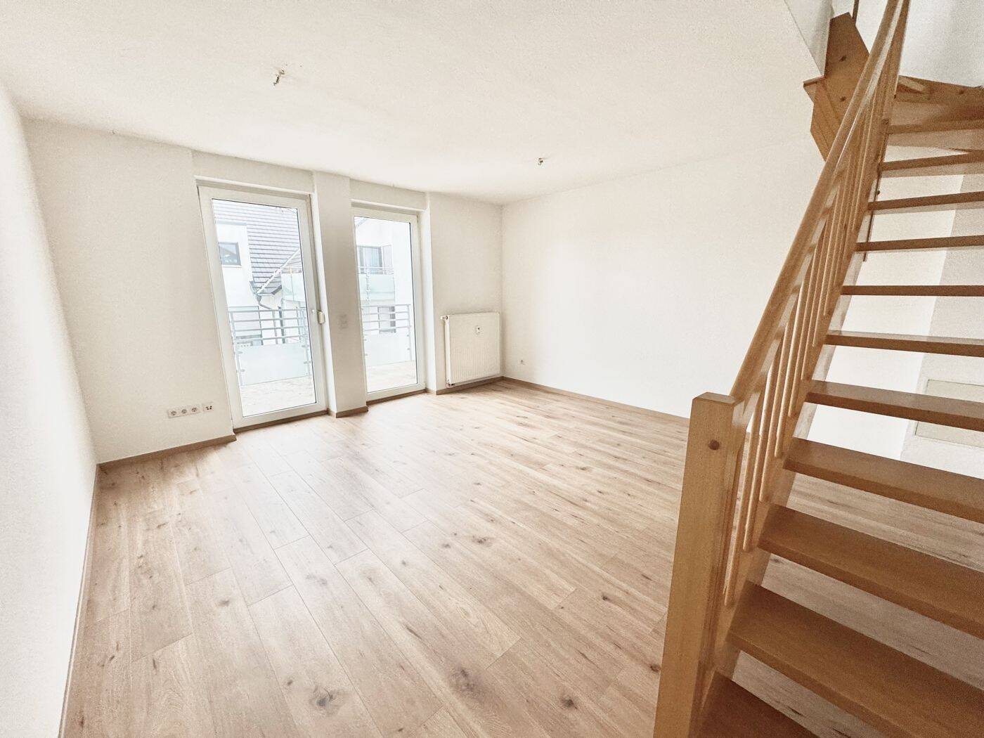 Schicke Maisonette-Wohnung mit gehobenem   Wohnflair in bester Lage von Vellmar zur Miete!, 34246 Kassel (Hof Mondschirm)