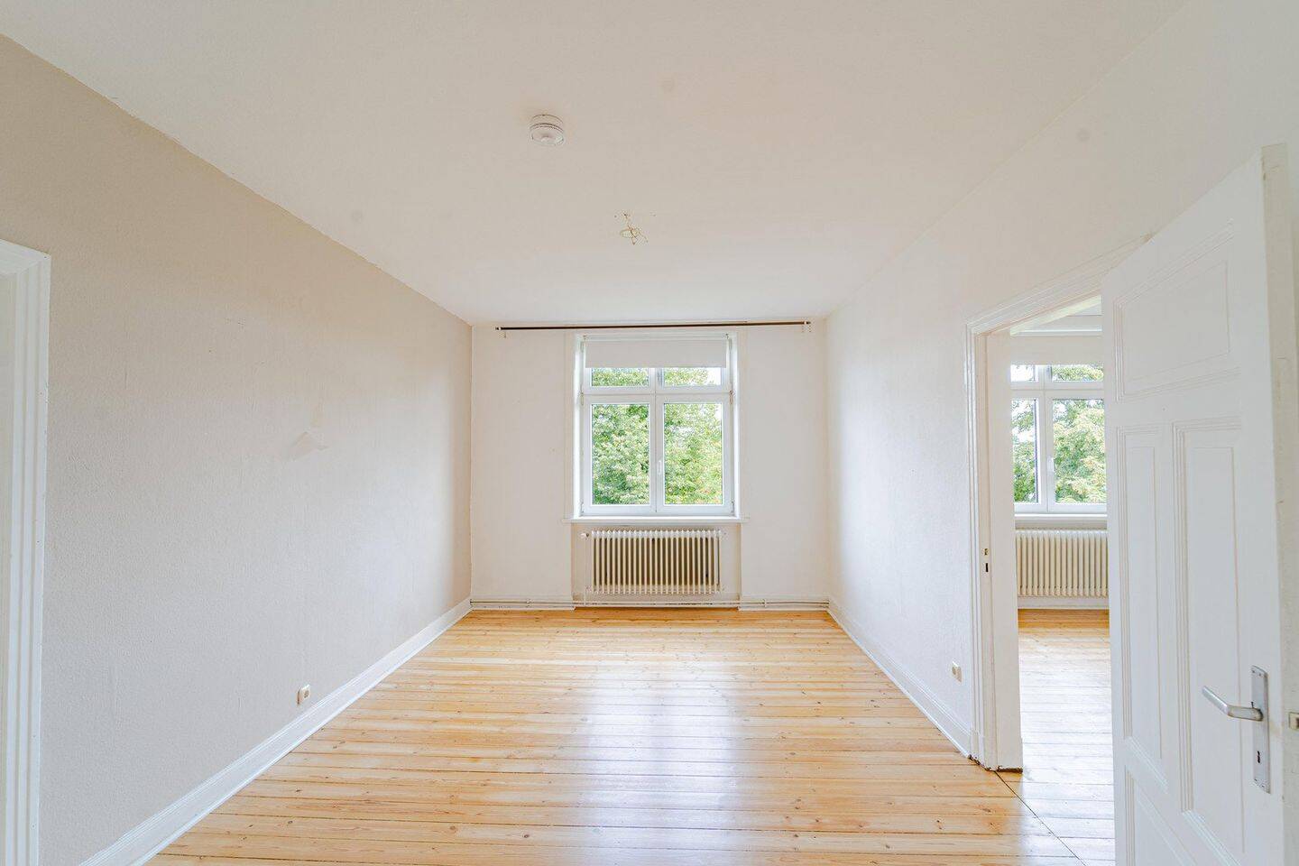 Zwischen Stadt & Ruhe – 3-Zimmer-Altbau mit Balkonidylle, 23554 Lübeck (Innenstadt Sankt Lorenz Nord Sankt Lorenz Süd)
