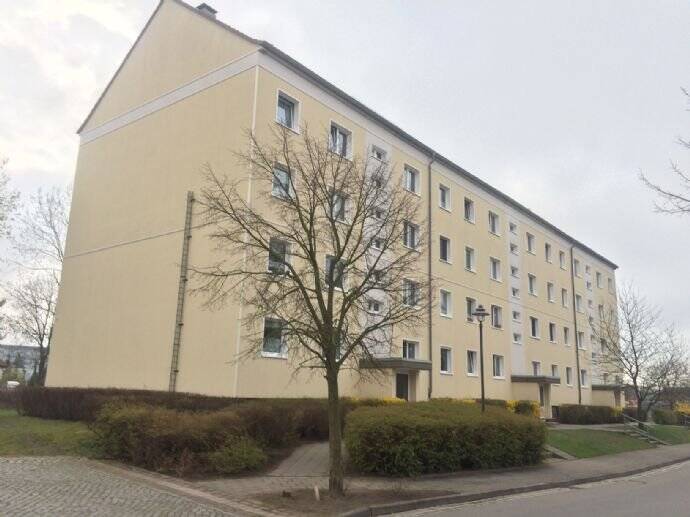 Großzügige 4-Raum-Wohnung direkt am Marktplatz, 17321 Bergholz
