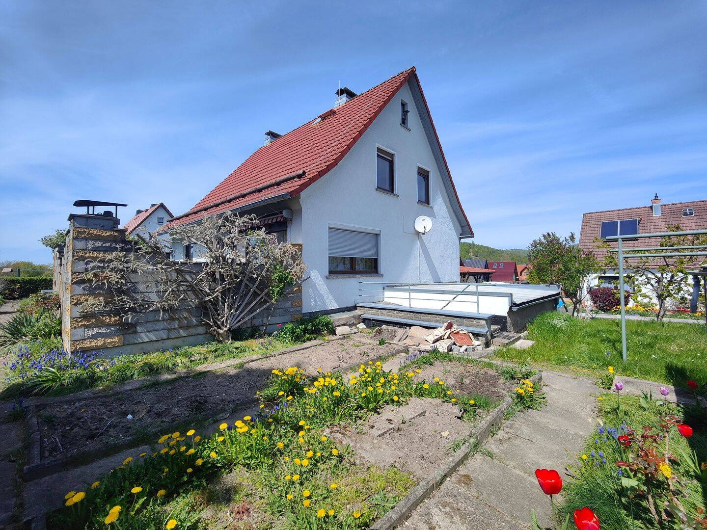 Großzüges Einfamilienhaus mit Garage und schönem Garten in Sonneberg auf der Wehd, 96515 Sonneberg