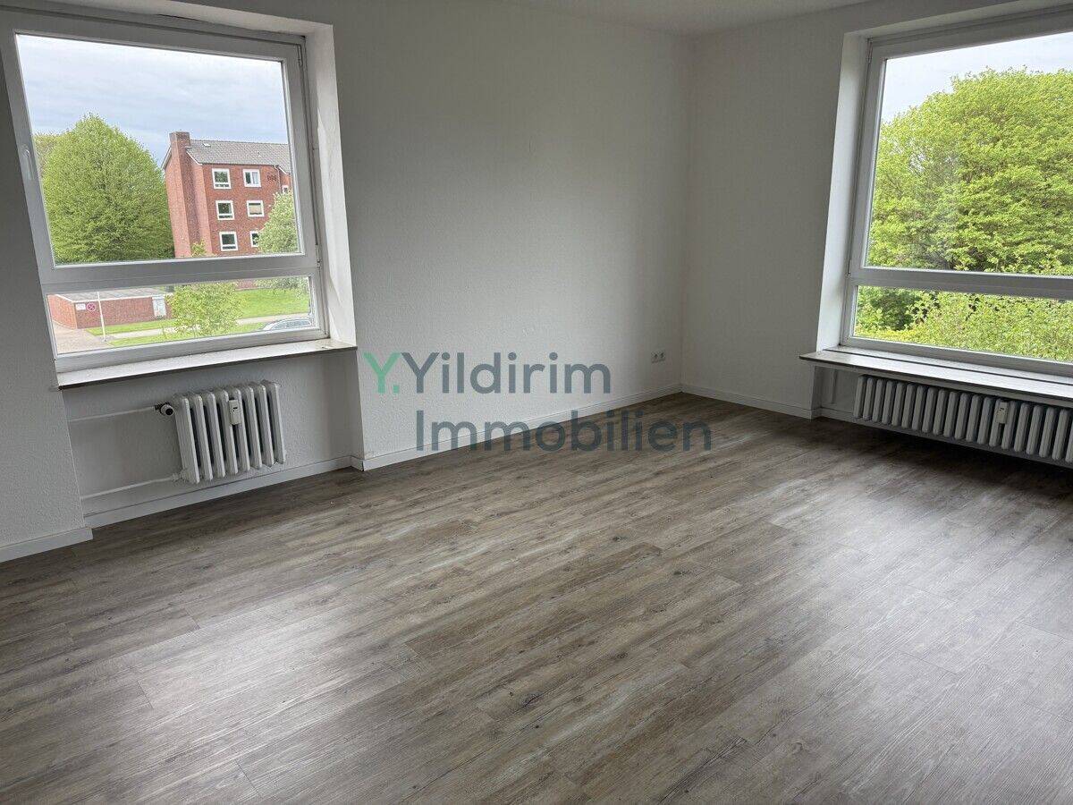 4-Zimmer-Wohnung mit Balkon – 98 m² Wohnkomfort in ruhiger Lage von Cuxhaven-Süderwisch, 27474 Cuxhaven