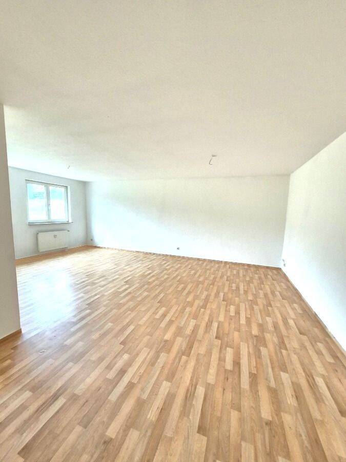 Großzügige 2-Zimmer-Souterrainwohnung in Untercatharinau zu vermieten!, 7407 Rudolstadt